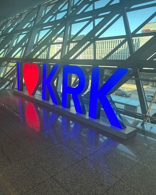 Krakow: Private 1-Way Transfer To/From Krakow Airport (Krk) - Driver and Vehicle Information