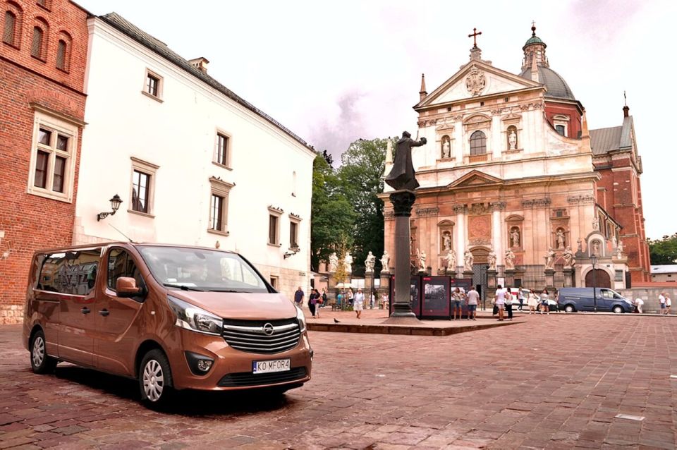 Krakow: Private Transfer Between the City & the Airport - Vehicle and Driver Details