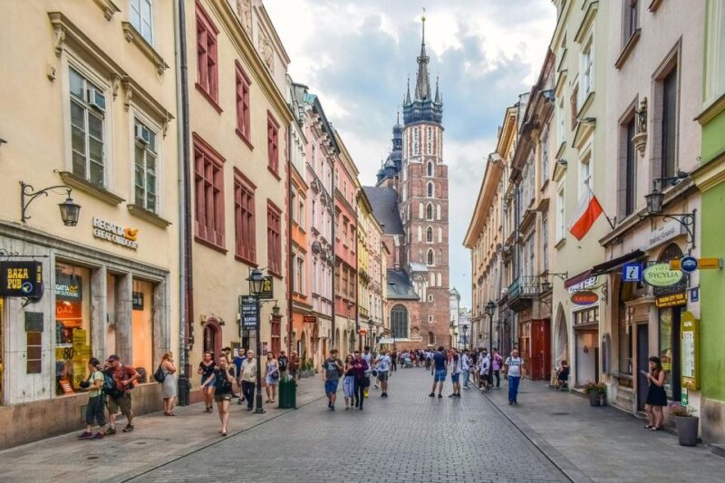 Krakow: Self-Guided Audio Tour - Main Attractions to Explore