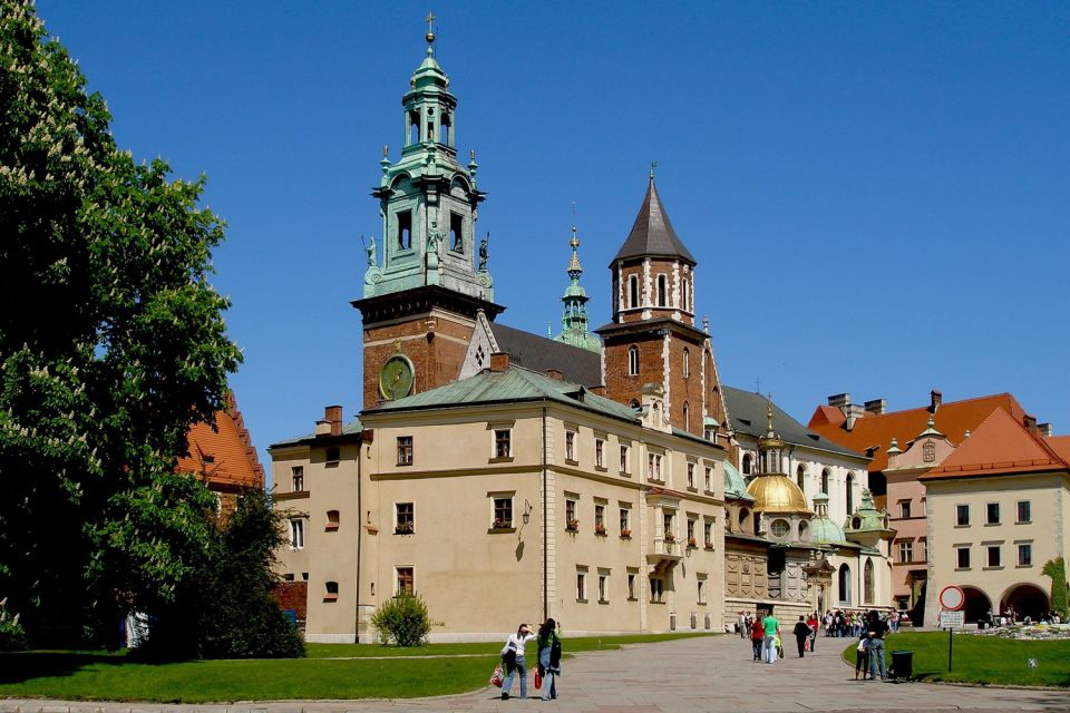 Krakow: Wawel Hill, Schindler Factory, Wieliczka, Auschwitz - Inclusions