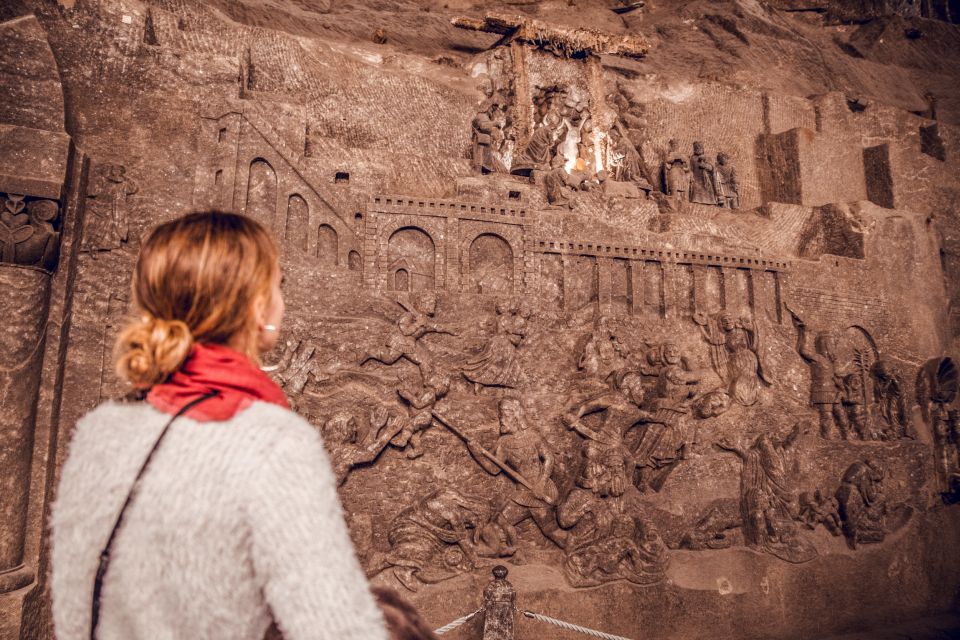 Krakow: Wieliczka Salt Mine Guided Tour - Experience Highlights