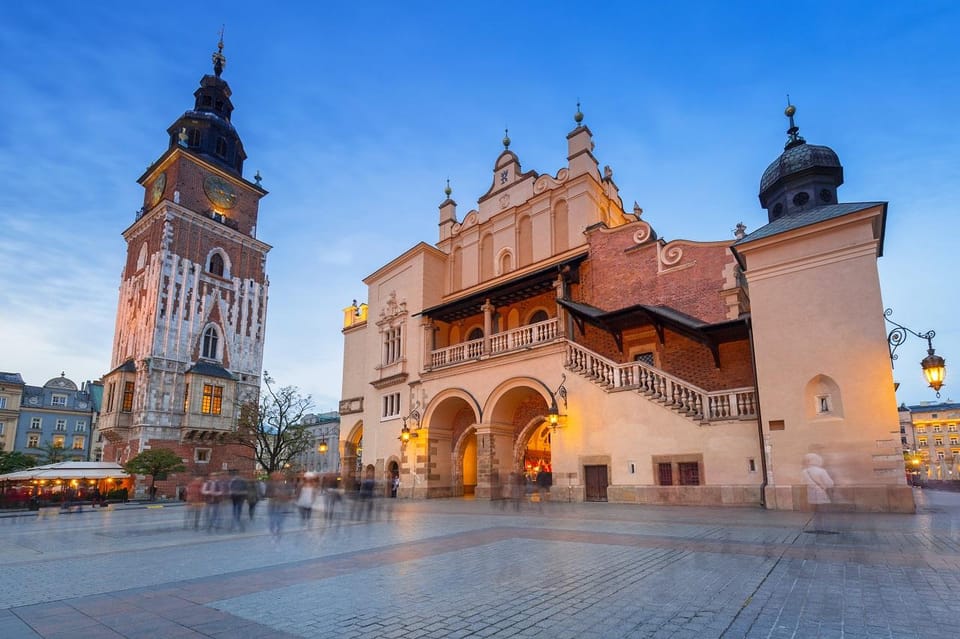 Krakow's Old Town, St. Mary's Basilica, and Rynek Underground - Exploring the Main Square