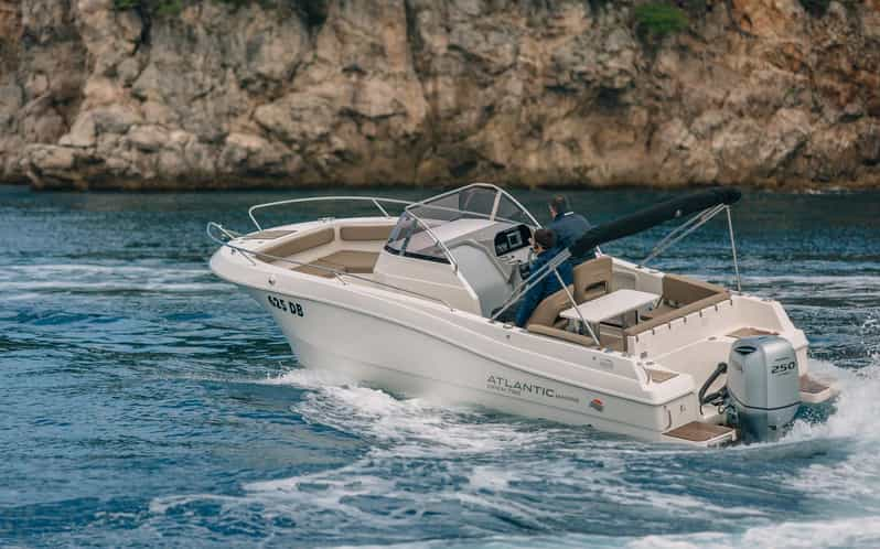 Krk: Rent a Boat Atlantic 750 Open - Boat and Equipment