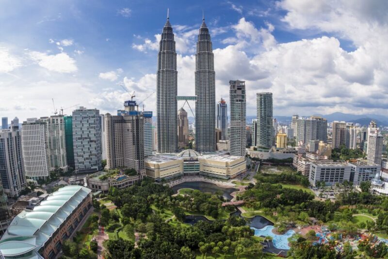 Kuala Lumpur: Half-Day Photo Tour With Petronas Twin Towers - Key Attractions