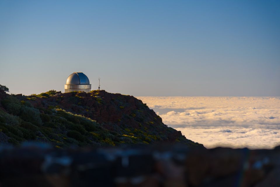 La Palma: Guided Trekking Tour to El Roque De Los Muchachos - Transportation and Meeting Points