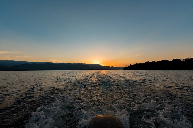 Lake Arenal by Boat & Peninsula Trail (National Park) - Relocated Town of Arenal