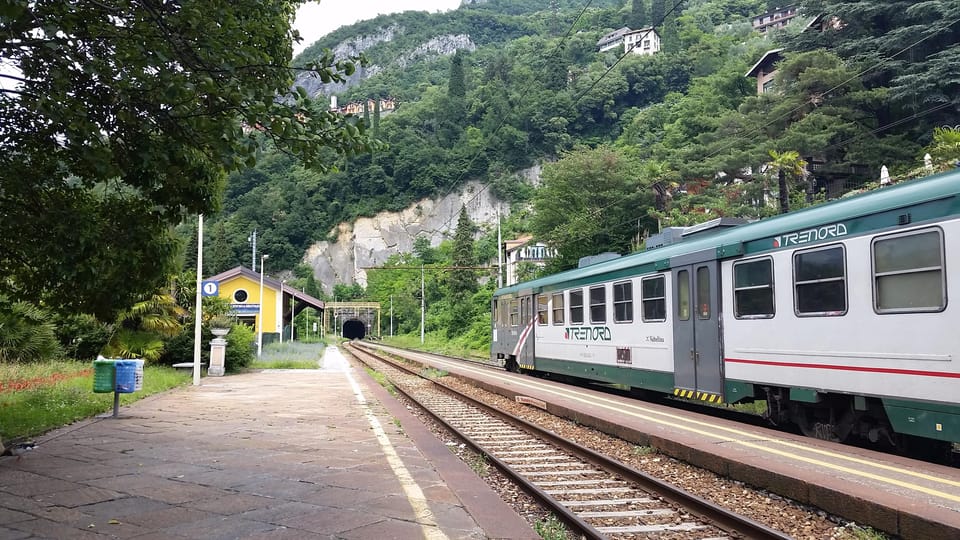 Lake Como: Train Transfer To/From Milan With Scenic Views - Scenic Highlights of the Journey