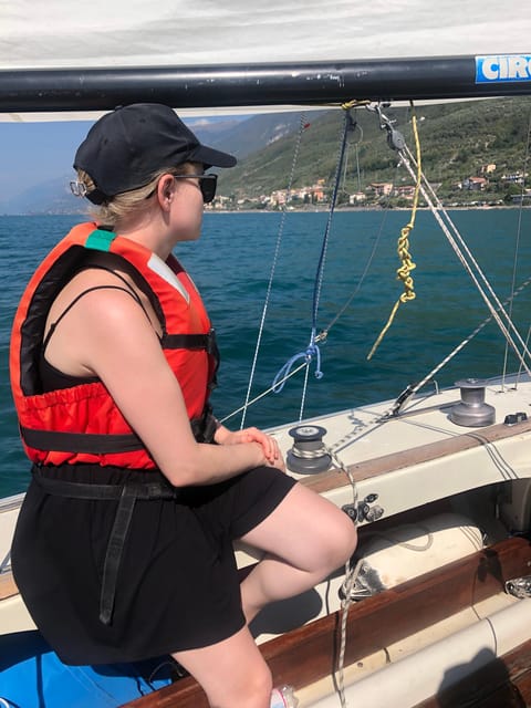 Lake Garda: Panoramic Sailing Tour - What to Bring