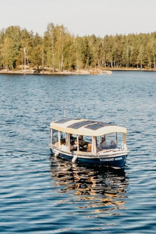 Lake Saimaa Story Cruise by Ecoboat in Puumala - Group Size and Languages