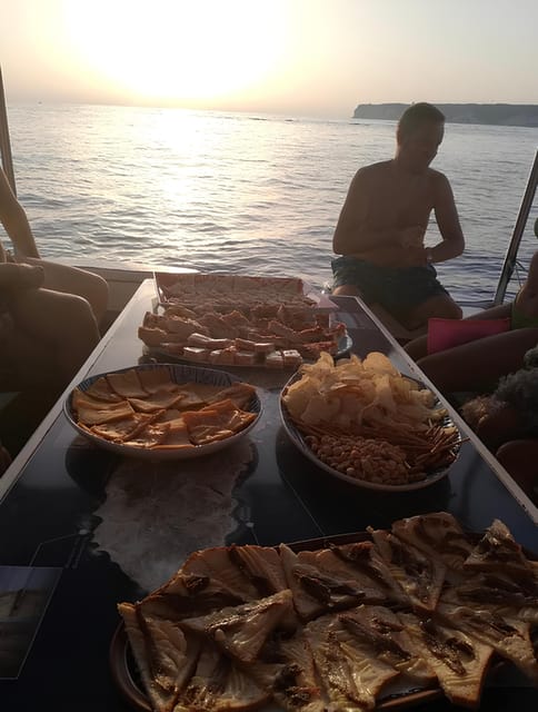 Lampedusa: Sunset Boat Tour With Aperi-Dinner and Dolphins - Reservation Process