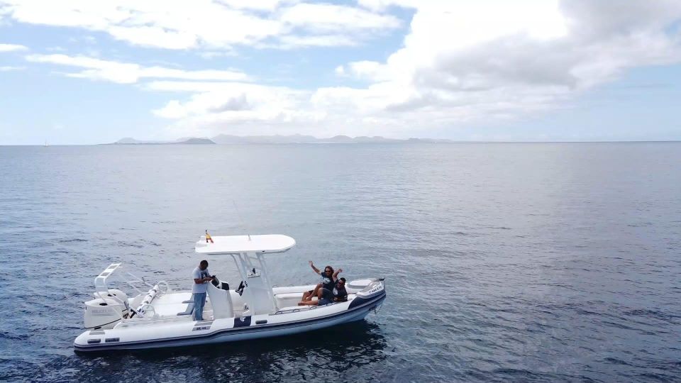 Lanzarote: Private Boat Trip 2:30h - Included in the Tour