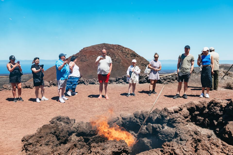 Lanzarote: Timanfaya National Park & La Geria Tour - Geothermal Demonstrations at Timanfaya