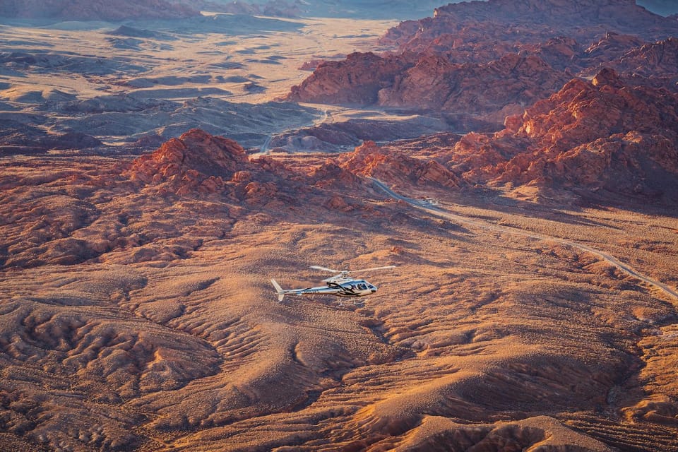 Las Vegas: Valley of Fire Helicopter With Champagne Landing - Scenic Highlights