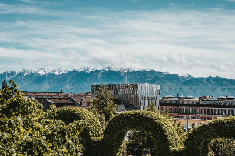 Lausanne: Capture the Most Photogenic Spots With a Local - Booking Your Experience