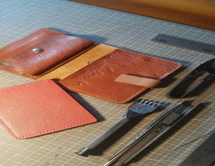 Leather Workshops Experience in Hoi An - Language and Price