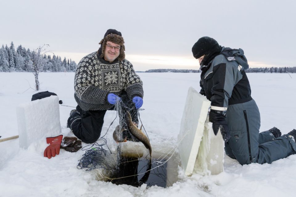 Levi: Ice Fishing by Snowmobile - Whats Included in the Tour