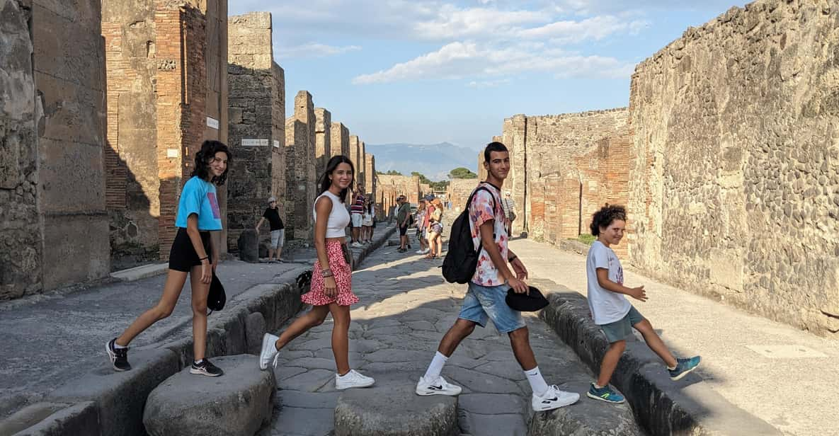 Life at Pompeii: Private Tour With Priority Access - Highlights of the Tour