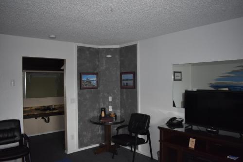 Lighthouse Cove Inn - Guest Reviews and Experiences