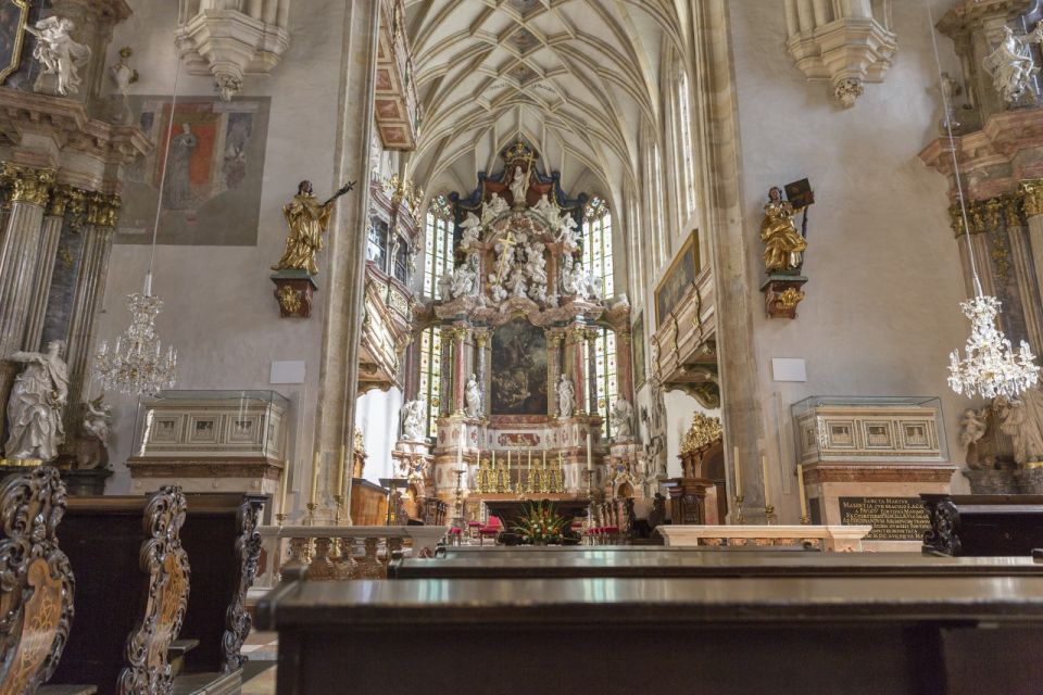 Linz: Churches & Old Town Private Guided Tour - Detailed Church Descriptions