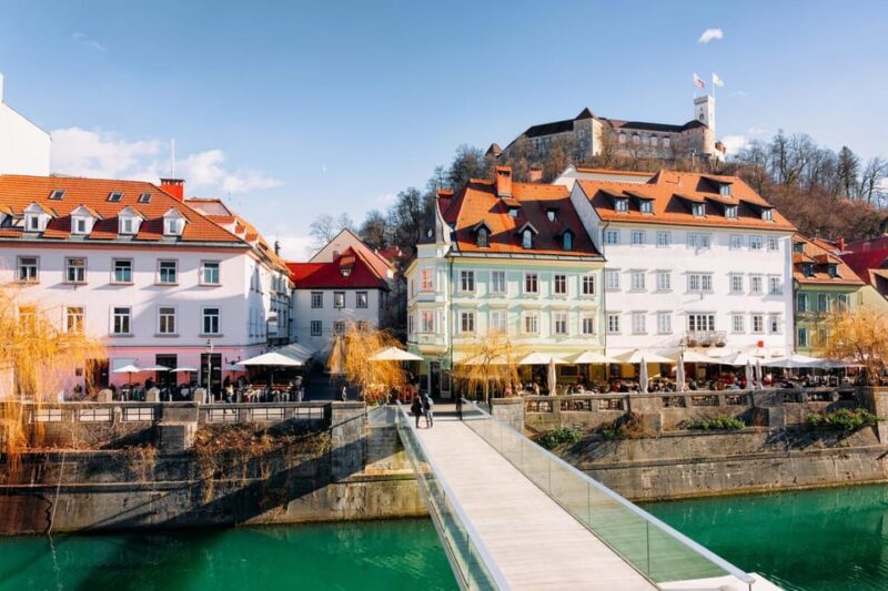 Ljubljana: 2.5h Walking Tour With Local Guide - Tour Overview and Details