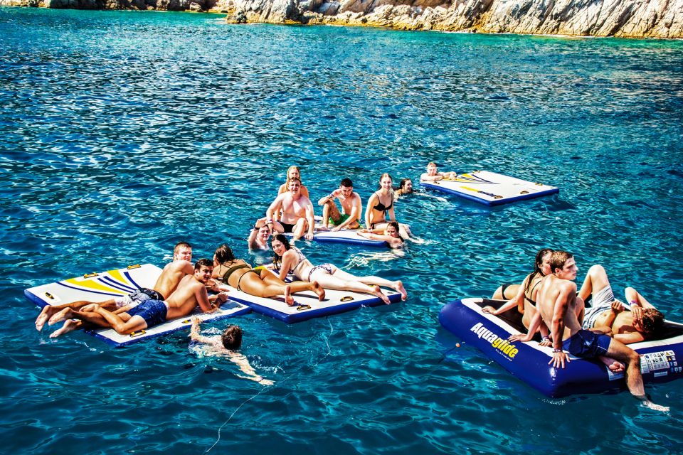 Lloret De Mar: Catamaran Sailing Cruise With BBQ and Drinks - Onboard Facilities and Amenities