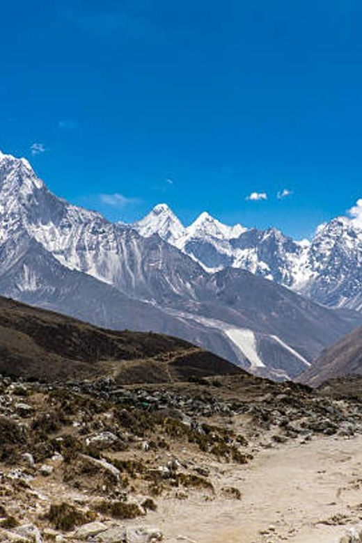 Lobuche East Climbing - Booking Information