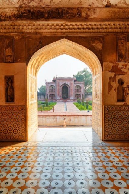 Local Agra Same Day Tour With Guide - Exploring the Taj Mahal