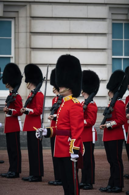 London: Changing of the Guard Experience Private Tour Guide - Experience and Activities