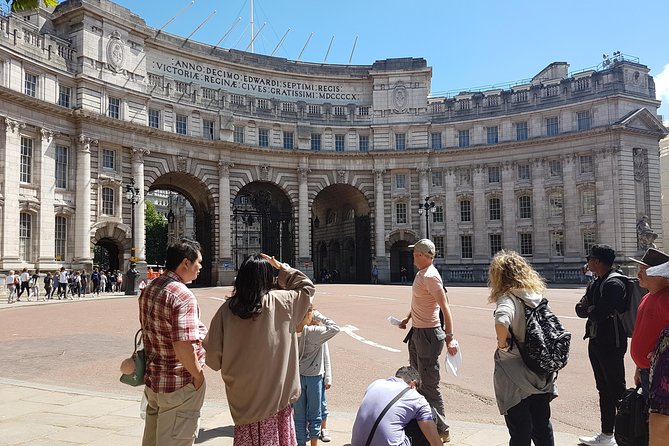 Londons Amazing Palaces & Parliament : Private Tour - Booking Information