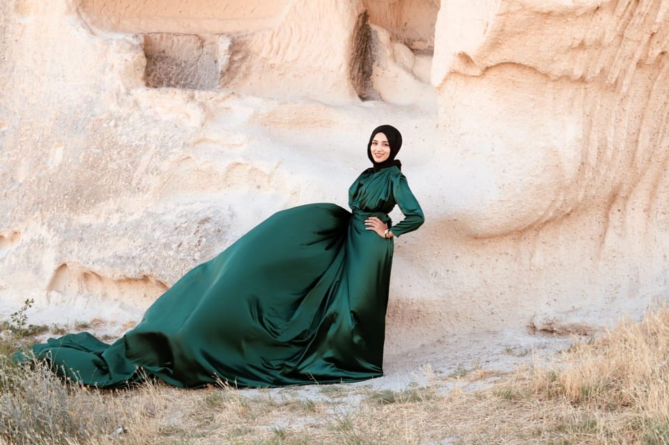 LONG FLYING DRESS FOR RENTAL CAPADOCIA - Photoshoot Experience Highlights