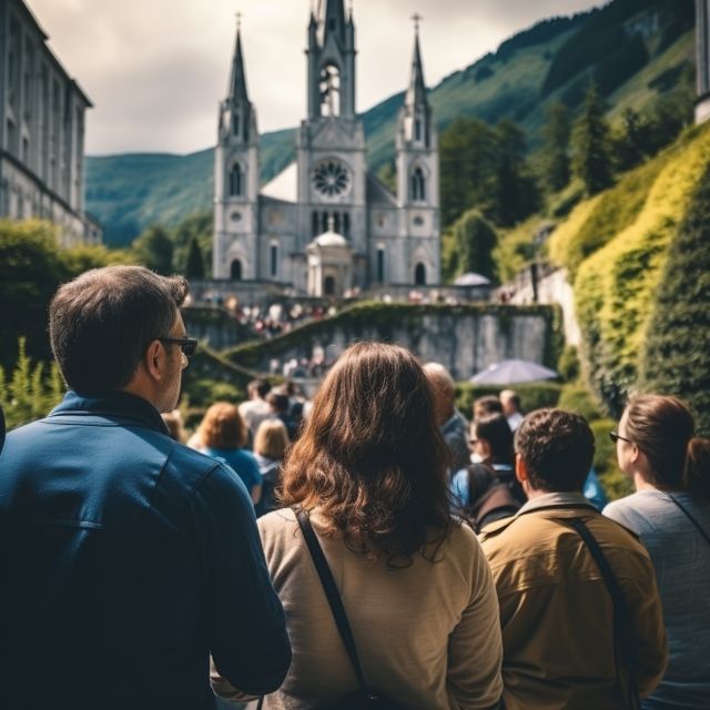 Lourdes: Sanctuary Guided Walking Tour - Expert Local Guide Commentary