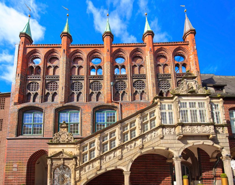 Lübeck: St. Anne's Museum With City Walking Tour Option - History of the Museum