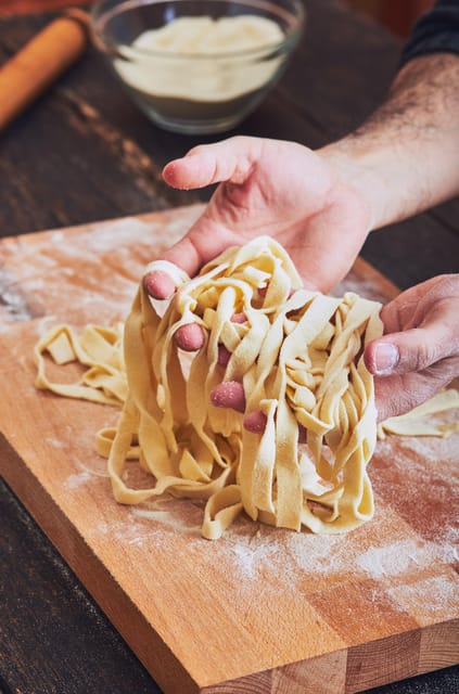 Lucca: Private Home-made Pasta Cooking Class - Class Itinerary