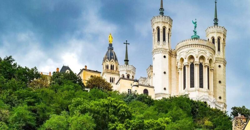 Lyon: Private Guided Walking Tour - Historical Significance of Lyon