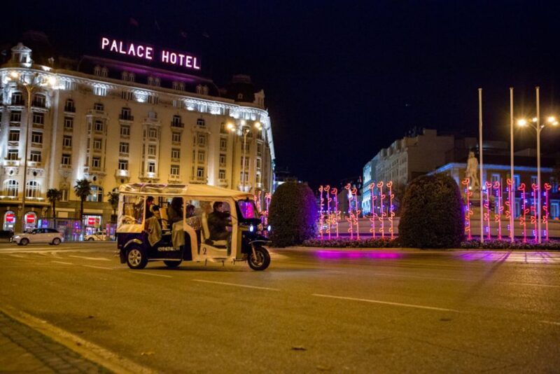 Madrid: Private Christmas Lights Tour by Electric Tuk-Tuk - Important Information