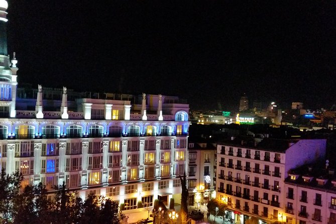 Madrid Private Night Walking Custom Tour With Tapa and a Drink - Positive Reviews