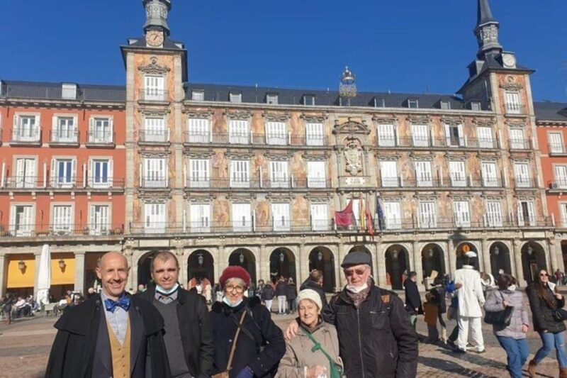 Madrid : Private Street Art Tour - Itinerary Details