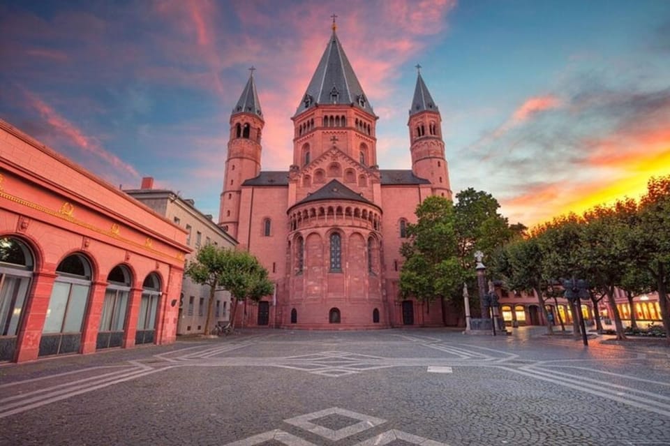 Mainz : Walking Custom Tour With a Local Guide - Tour Description