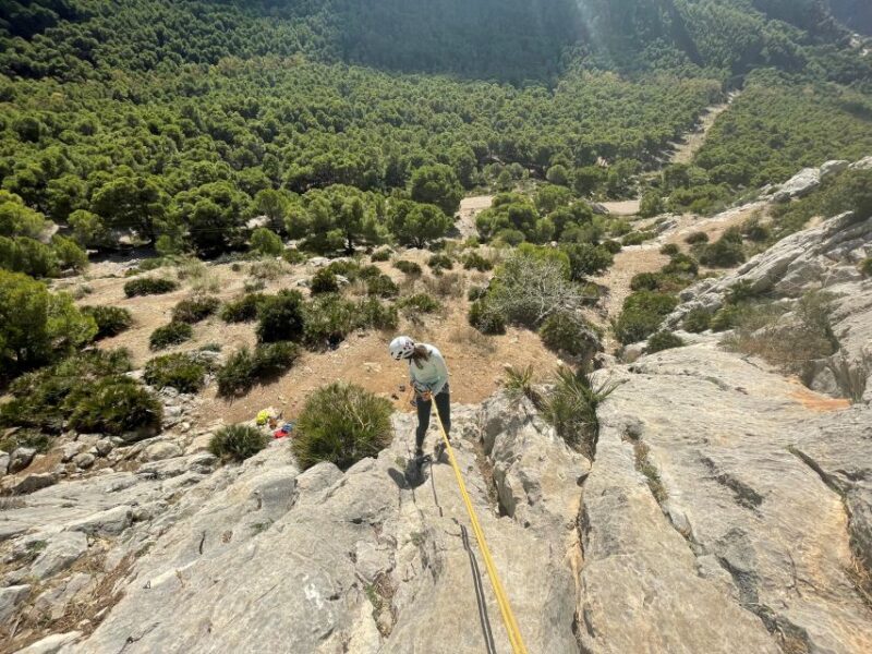 Málaga: Caminito Del Rey and El Chorro Climbing Trip - Midday Break and Refreshments