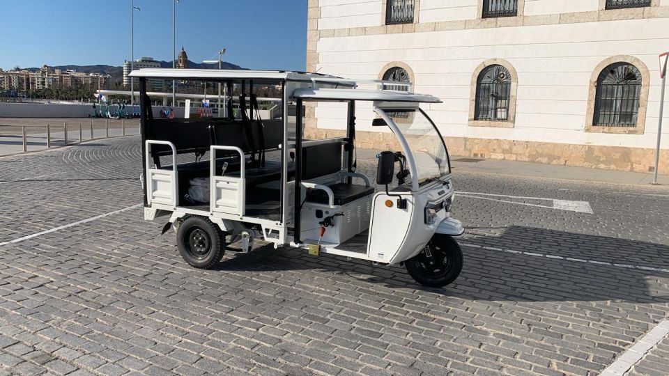 Málaga TukTuk Tour_Essential - Experience and Features