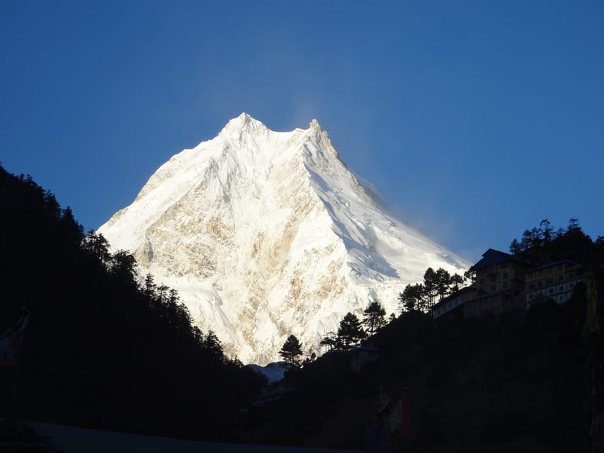 Manaslu Circuit With Larke Pass Trek - Trekking Experience