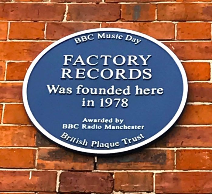 Manchester: Music-Themed City Walking Tour - Iconic Venues and Legendary Musicians