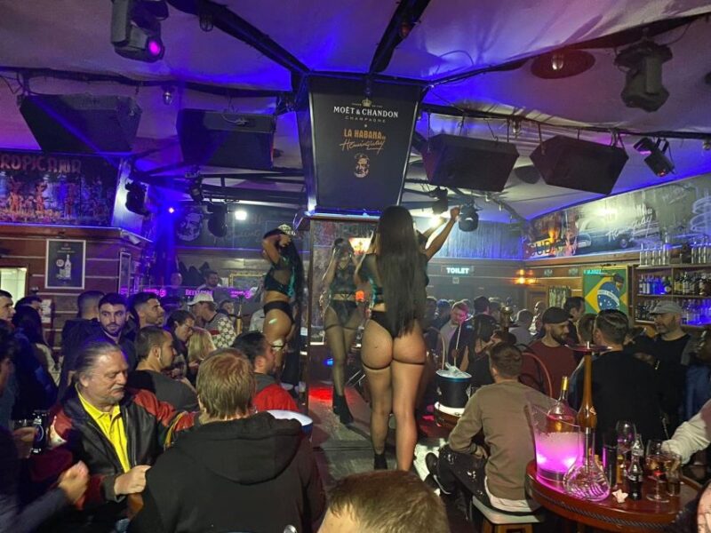 Marbella: Puerto Banus Night Life Walking Tour - Starting and Meeting Point