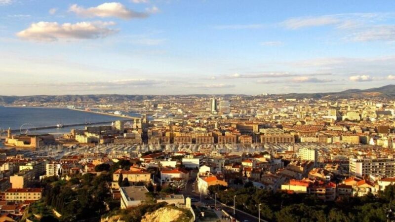 Marseille: Vieux-Port & Panier Walking Tour - Itinerary Details