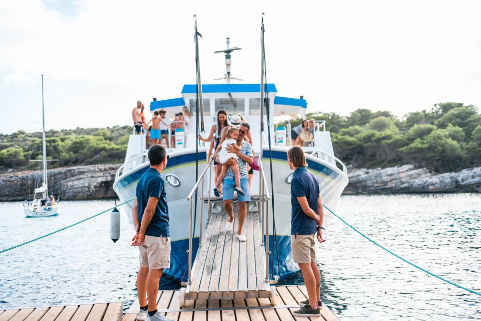 Menorca: Half Day Beach Exploration Boat Trip - Onboard Experience