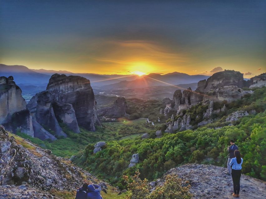 Meteora Evening Tour With Breathtaking Sunset View - Transportation and Amenities