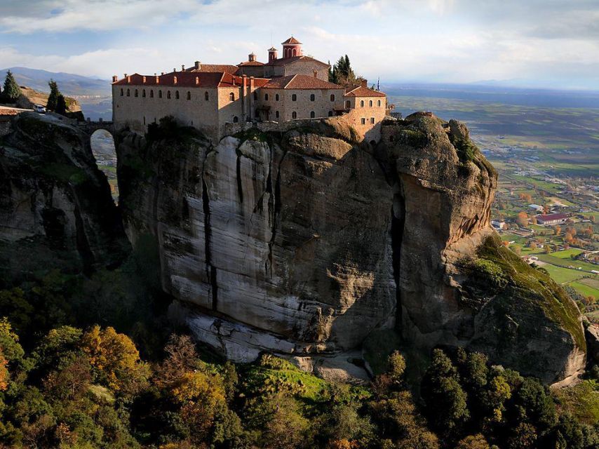 Meteora Mountains Private Half-Day Tour From Kalabaka - Transportation Details