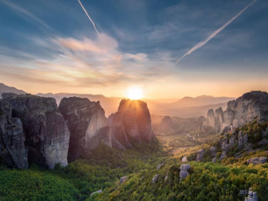 Meteora Private Full Day Tour From Athens & Free Audio Tour - Itinerary Highlights