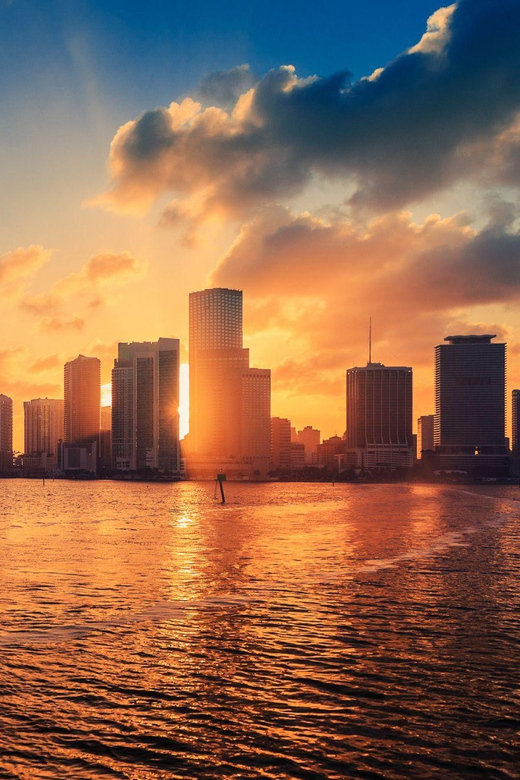 Miami: Biscayne Bay and South Beach Sunset Cruise - Onboard Experience and Amenities