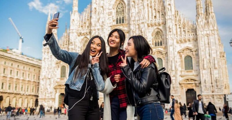Milan: Highlights Private Tour, Duomo, Castle & Gelato - Key Attractions